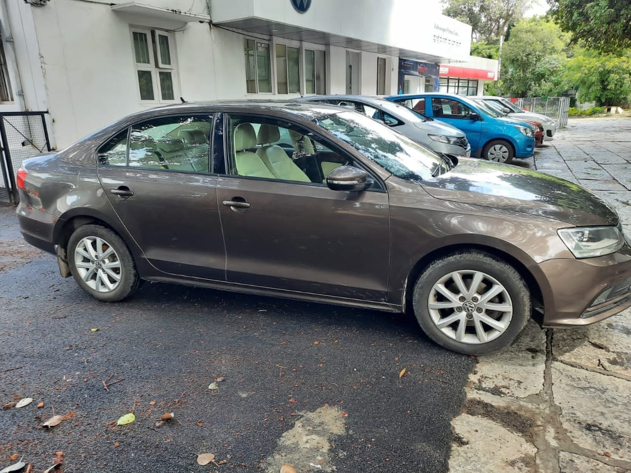 Jetta image 2 Jetta image 2