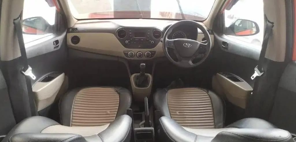 i10 image 11 i10 image 11