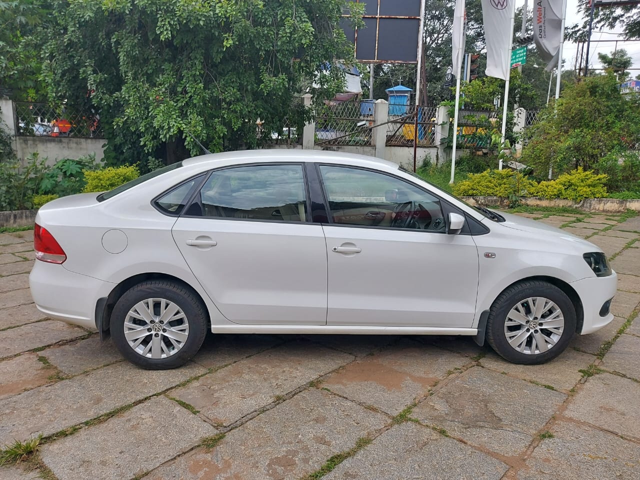 New Santro image 2 New Santro image 2