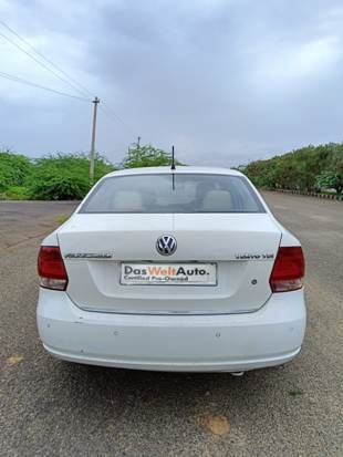 TUV300 image 9 TUV300 image 9