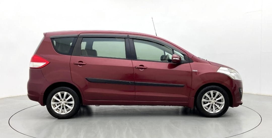 Ertiga image 2 Ertiga image 2