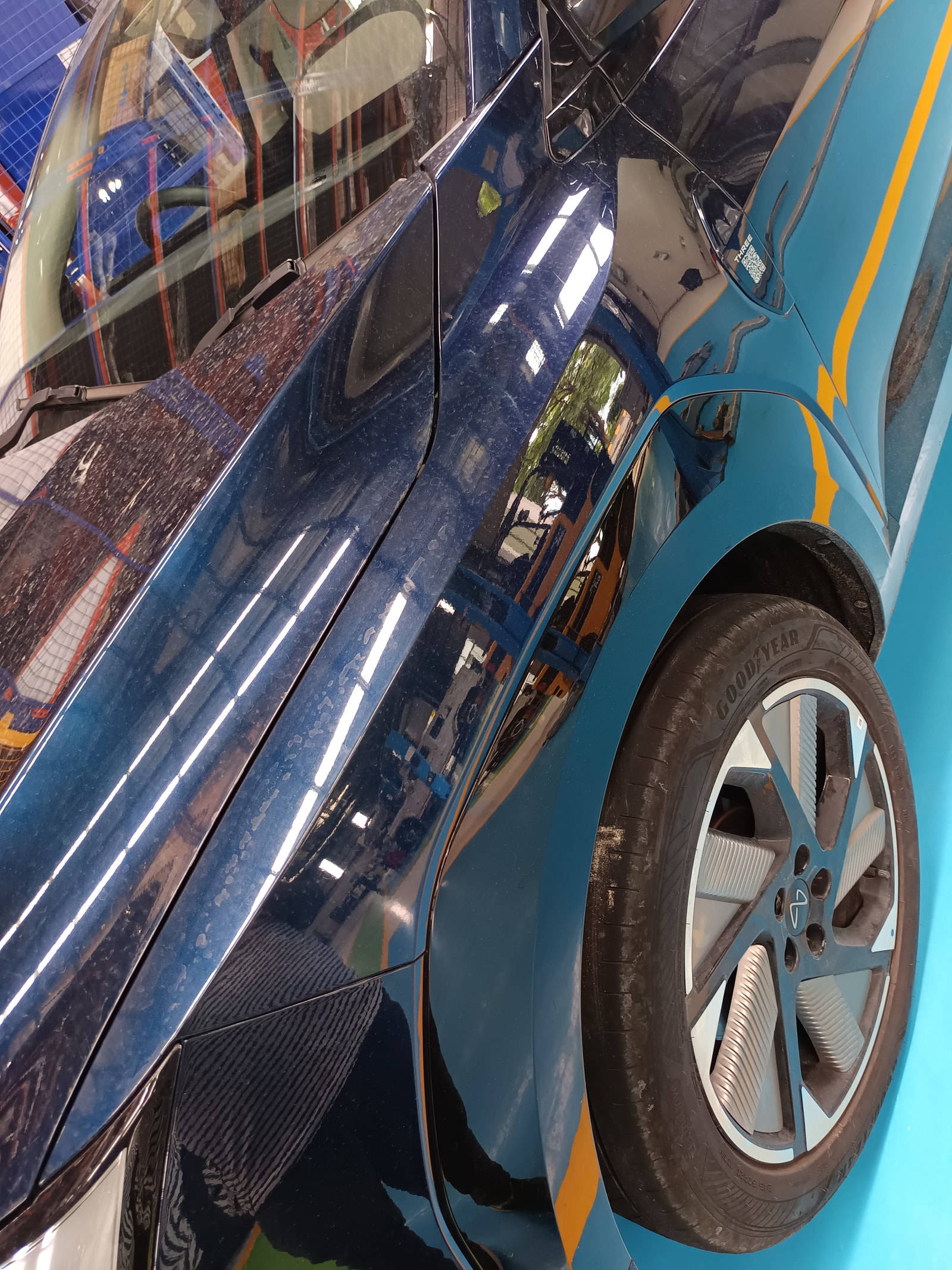 XEV 9e image 8 XEV 9e image 8