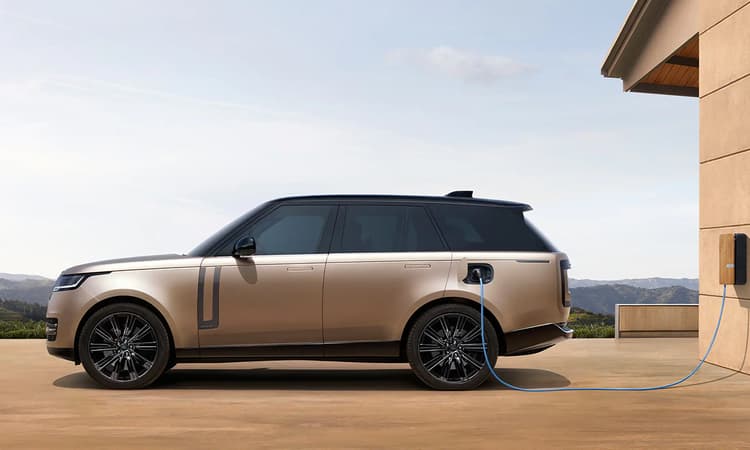 Land Rover Range Rover : Price, Mileage, Images, Specs & Reviews ...