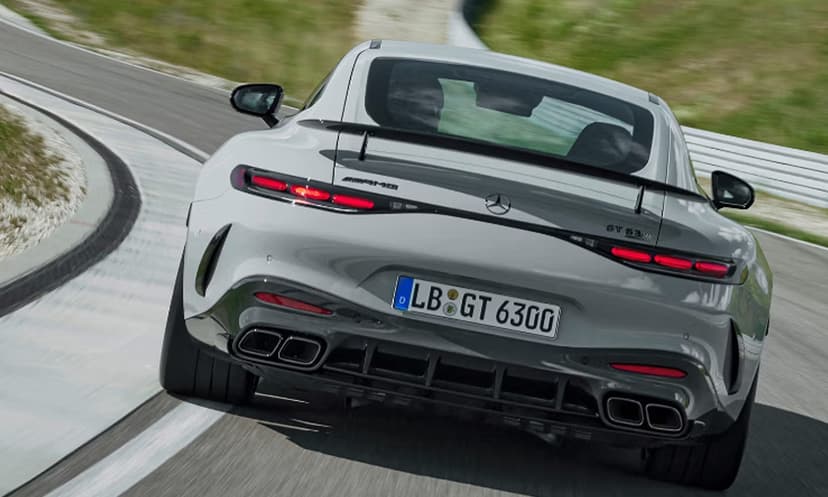 2025 Mercedes-AMG GT R Price in India - carandbike.com