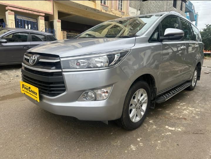 Used Toyota Innova Crysta 2.4 G MT 7-Seater BS IV in Bangalore 2024 ...