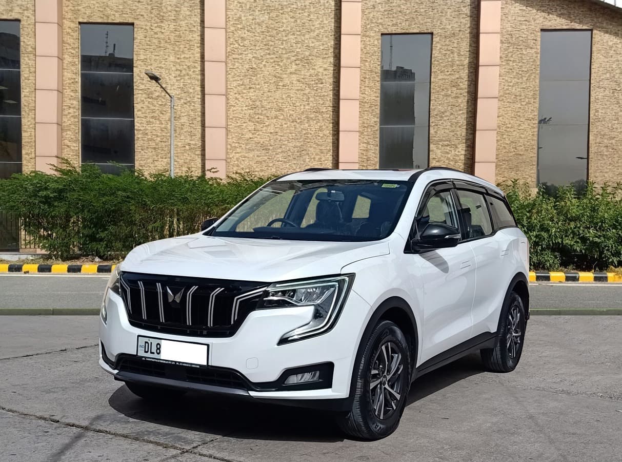 Used Mahindra XUV700 AX5 MT Diesel 5 STR in New Delhi 2025 model, India ...