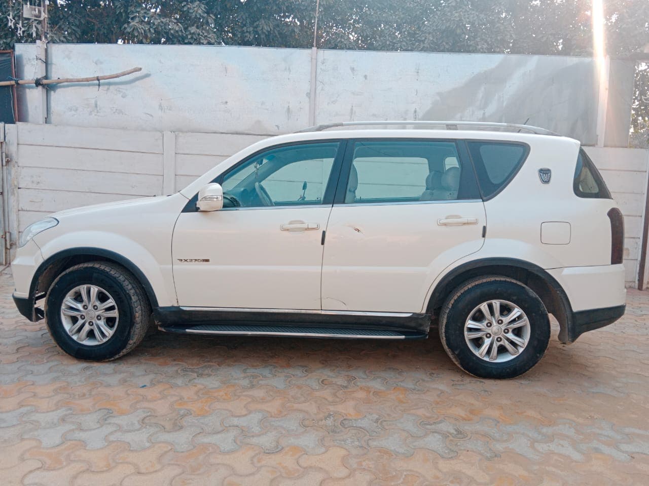 Used SsangYong Rexton W RX7 in New Delhi 2025 model, India at Best Price.