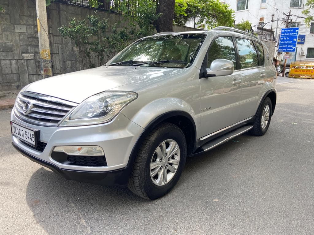 Used SsangYong Rexton W RX7 in New Delhi 2023 model, India at Best Price.