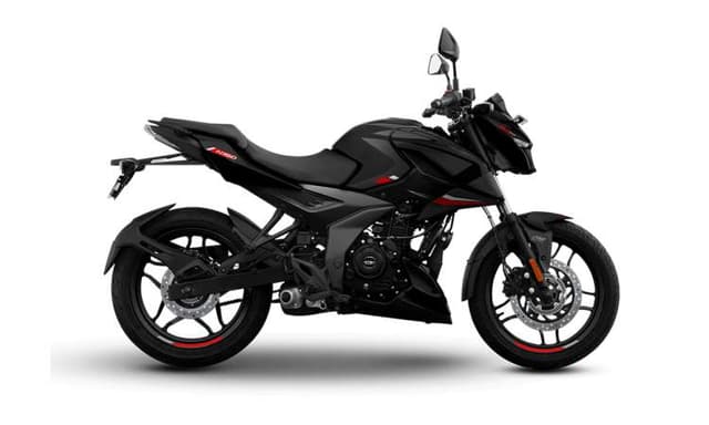 Pulsar 160 cc hot sale on road price