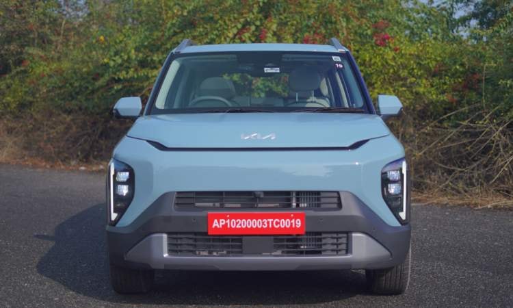 Kia Syros Frontview Kia Syros Frontview images